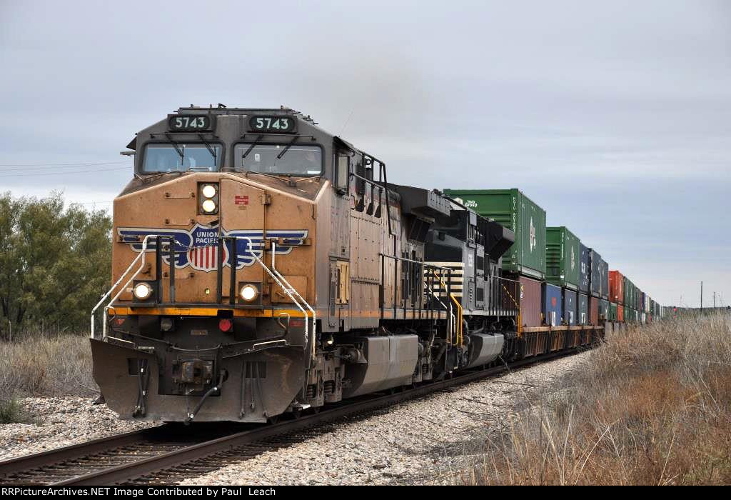 Intermodal races west